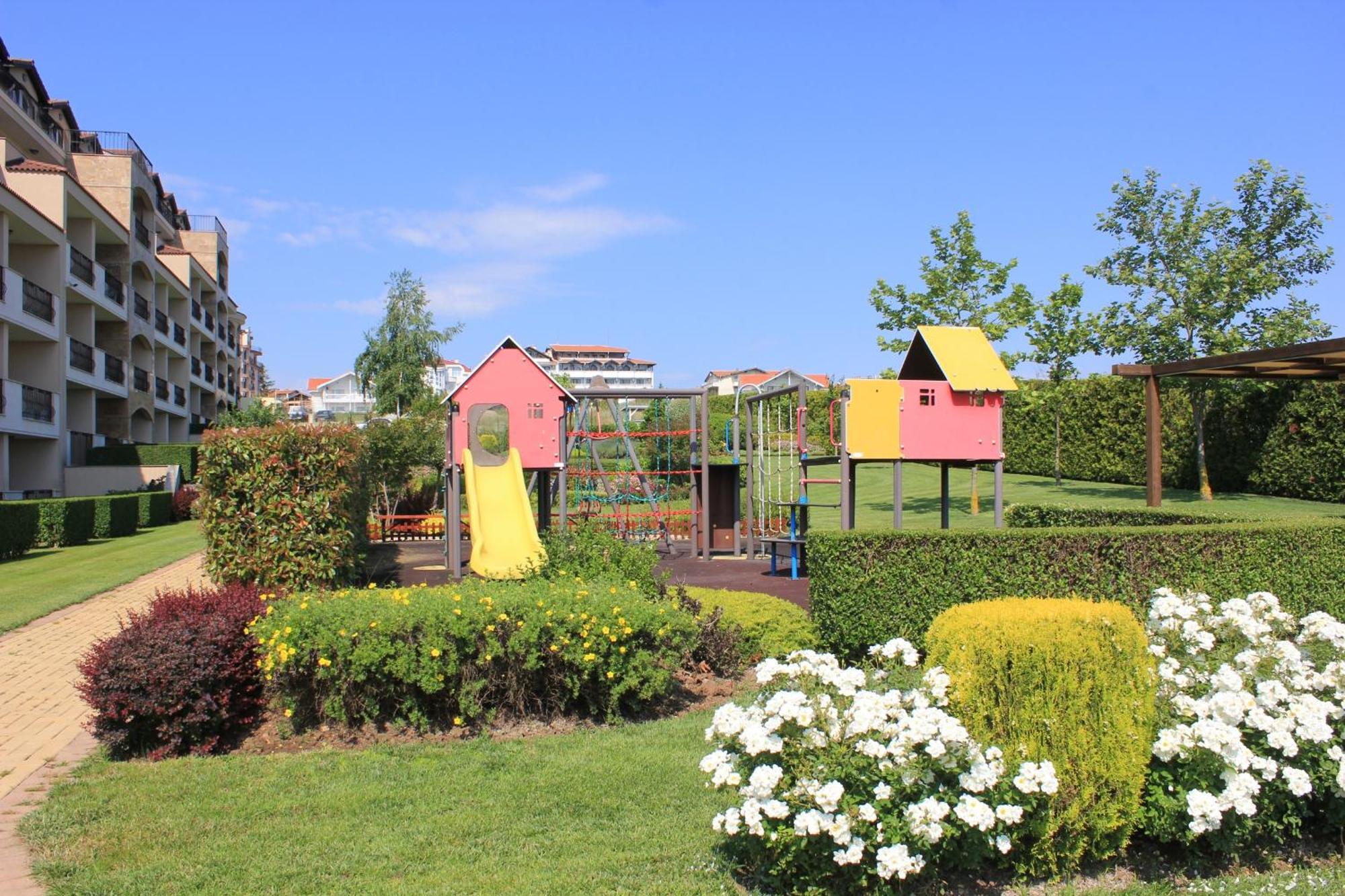 Atia Resort Czernomorec Zewnętrze zdjęcie
